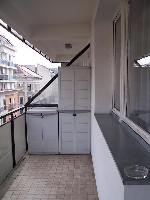 Apartment Sinko - Free Garage Parking, Central, 2 Bedrooms 4 Single Beds, Flexi Check-Out Budapest Rum bild